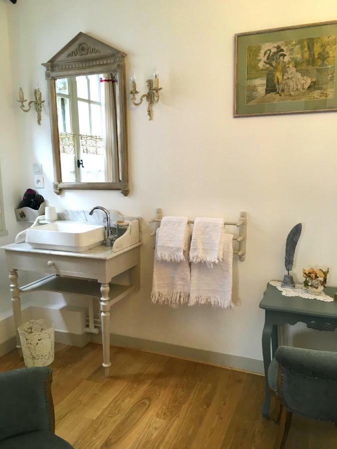 L'Atelier De Tess Bed & Breakfast Le Bec-Hellouin Dış mekan fotoğraf