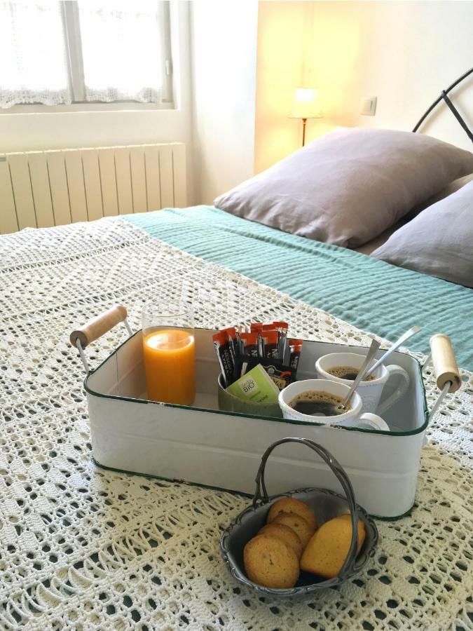 L'Atelier De Tess Bed & Breakfast Le Bec-Hellouin Dış mekan fotoğraf